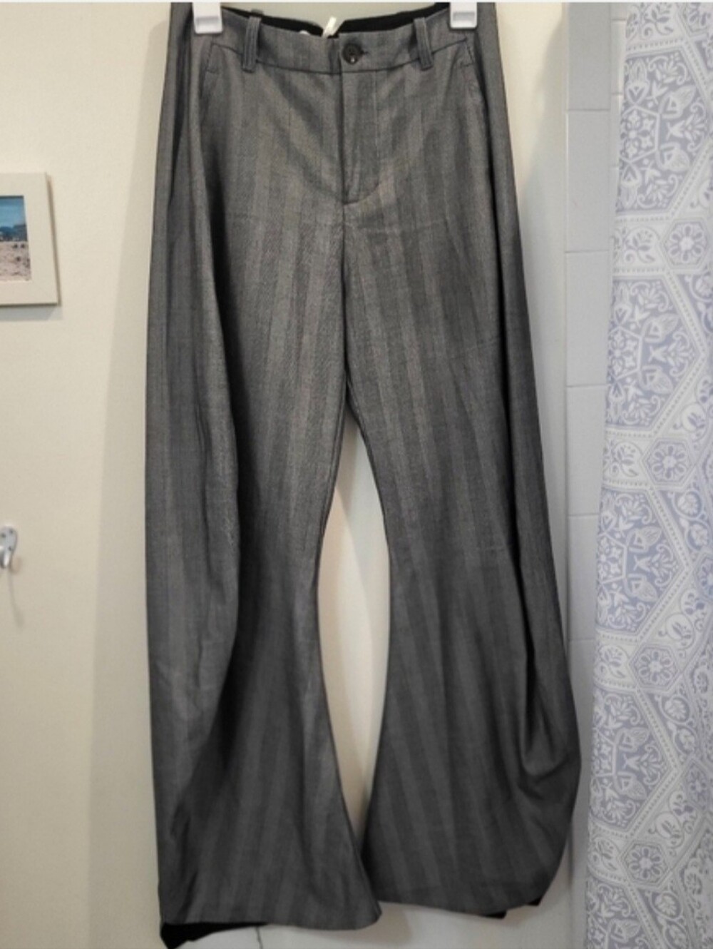NWT - Free People Spotlight Pinstripe Barrel Leg Pants - Gray - Picture 2 of 4